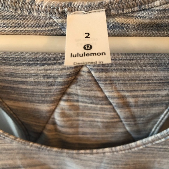 Lululemon Essential Tank Pleated *Seriously Light Luon Space Dye Camo Concrete - Picture 4 of 6